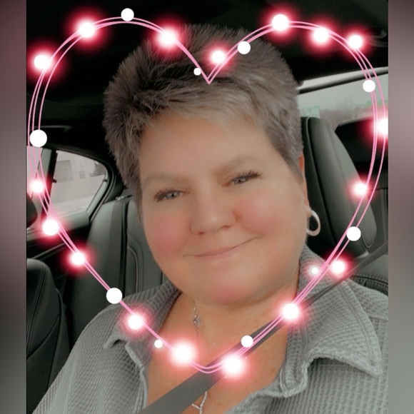 Galentine’s $5 Share Show Train💕 - Picture 6 of 7